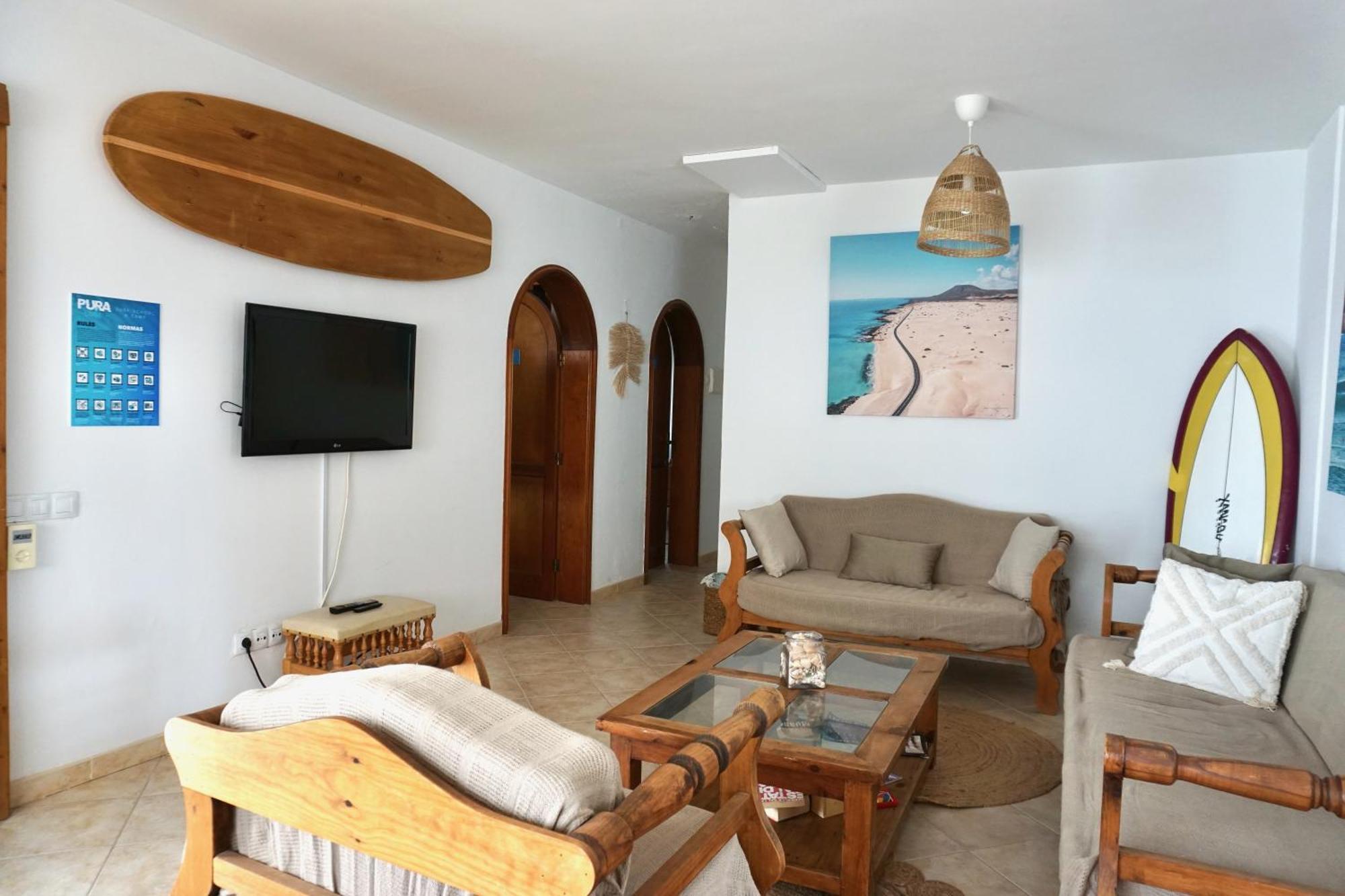 Pura Vida Surf Camp & School Vandrerhjem La Oliva Eksteriør bilde